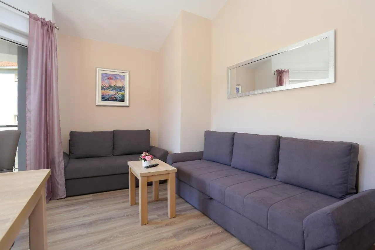 Apartments With A Parking Space Okrug Gornji, Ciovo - 19711 Trogir 0*,