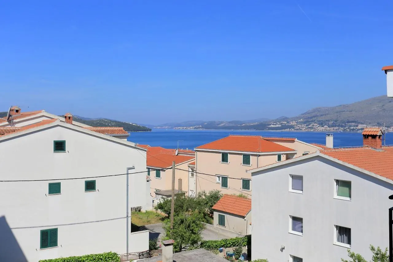 Apartments With A Parking Space Okrug Gornji, Ciovo - 19711 Trogir 0*,  Chorvatsko