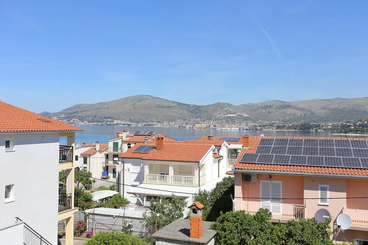 Apartments With A Parking Space Okrug Gornji, Ciovo - 19711 Trogir
